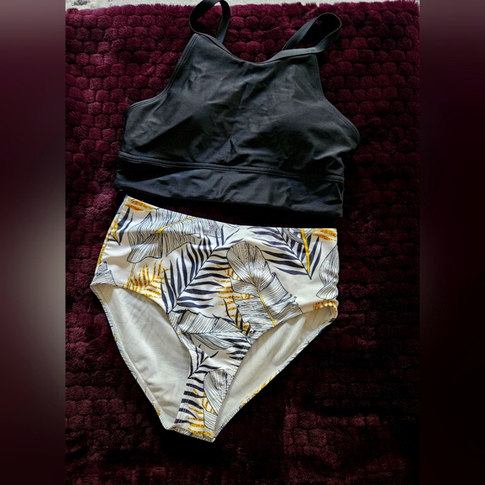 Shein 2 piece swimsuit, large, black, and white